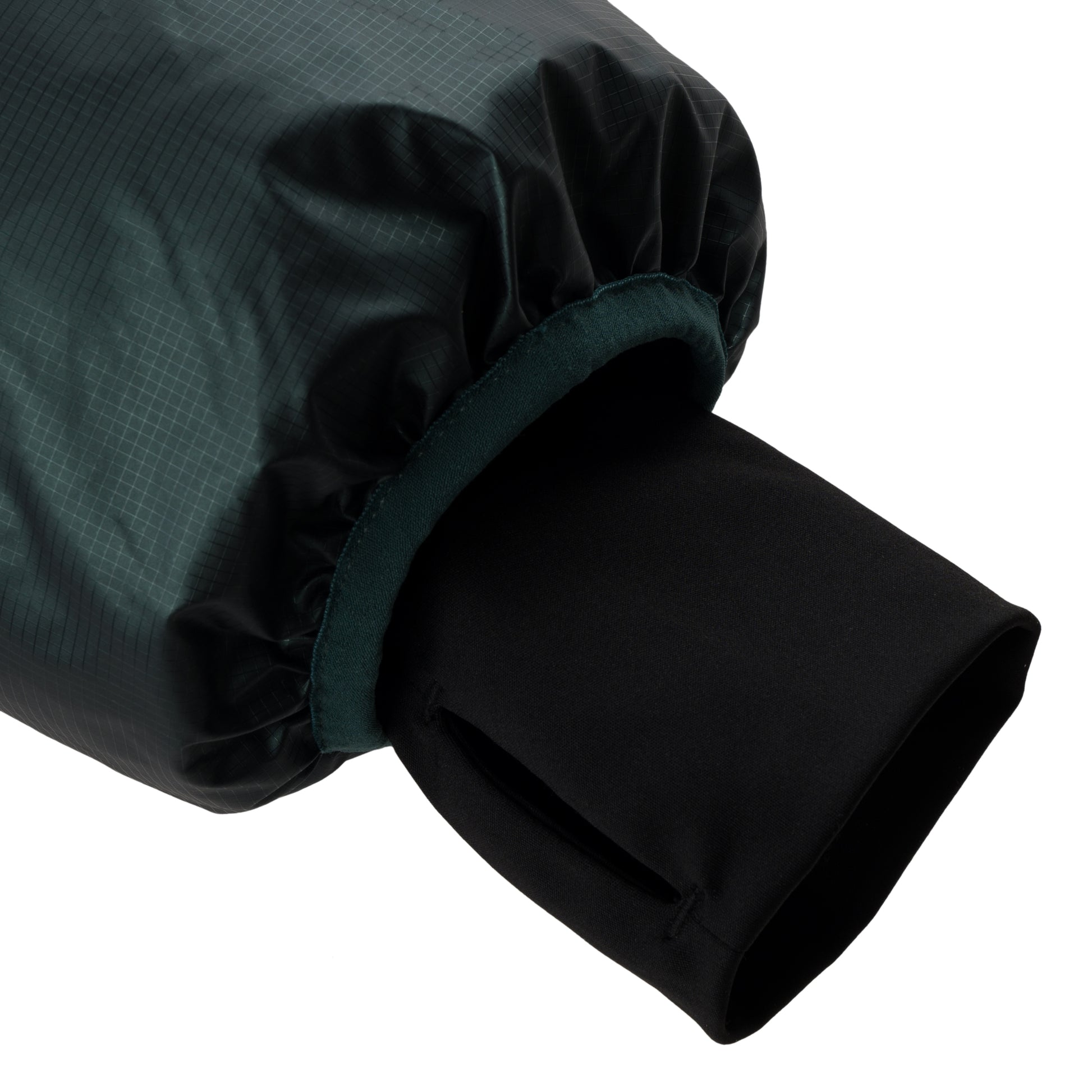 Mountain Puffy deep forest 400 fill synthetic down insulation ykk vislon zipper power skirt ykk zipper wolrd logo montreal souvenir cold temperature warm jacket winter snowboard snowboarding outerwear waterproof puffy vintage rideable puffy boarder street fashion ripstop