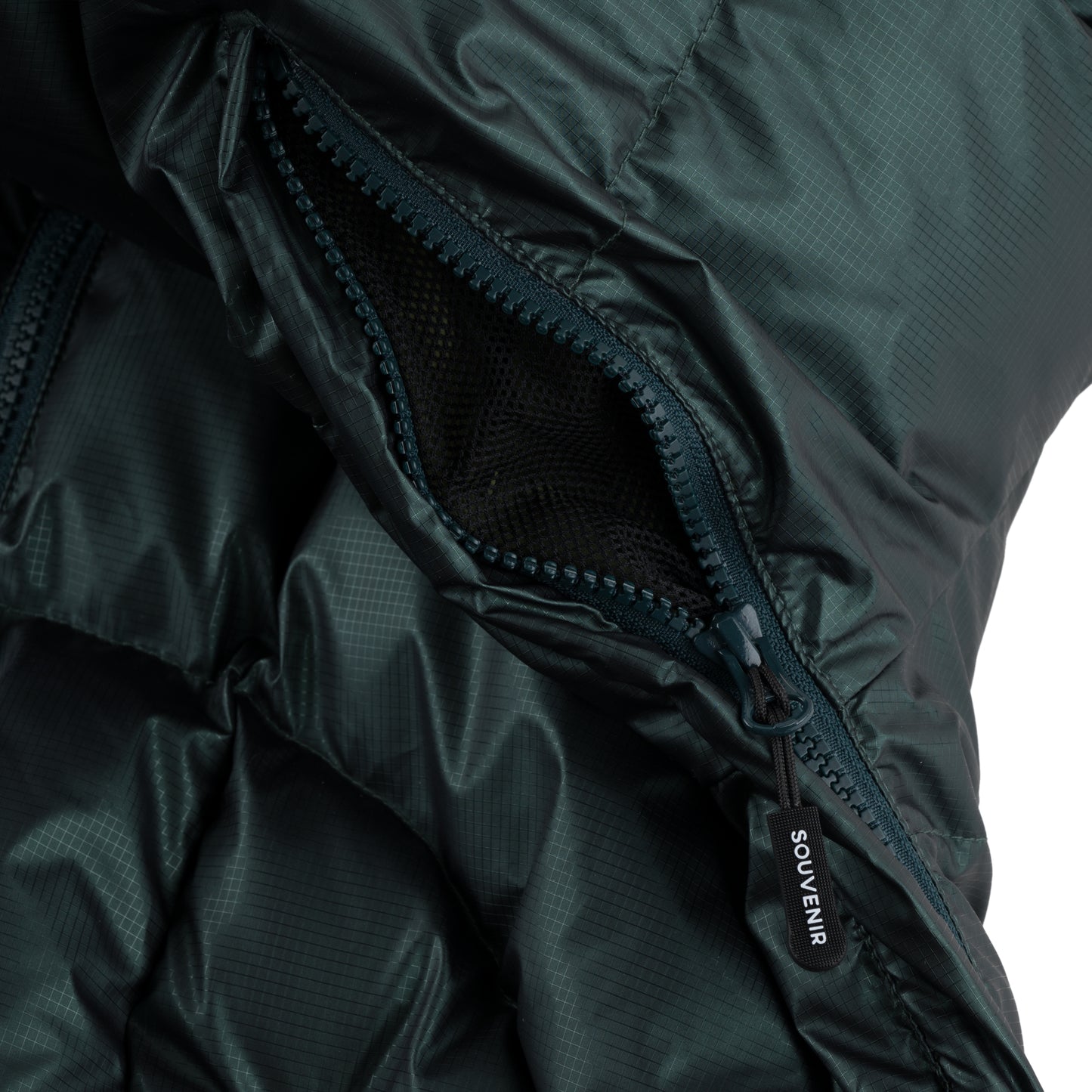 Mountain Puffy deep forest 400 fill synthetic down insulation ykk vislon zipper power skirt ykk zipper wolrd logo montreal souvenir cold temperature warm jacket winter snowboard snowboarding outerwear waterproof puffy vintage rideable puffy boarder street fashion ripstop