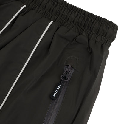 Insulated Track Pant vintage black  baggy snow pant snowboarding waterproof winter vintage technical outerwear 20k fully taped seams pfc free dwr insulated ykk waterproof zipper  adjustable elastic cuff 